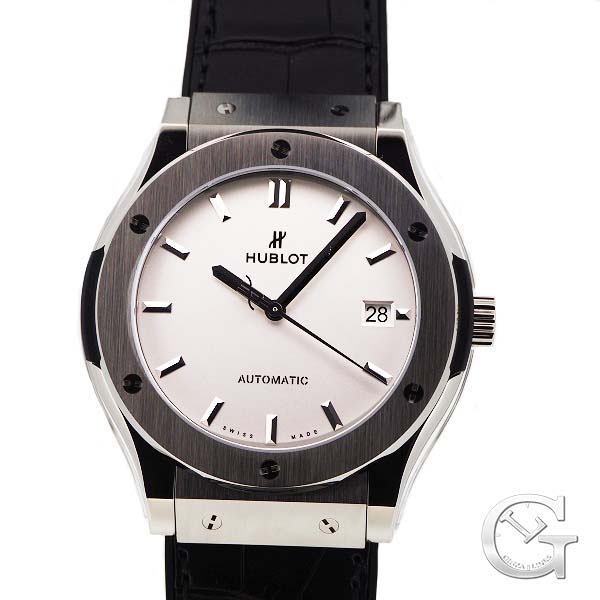 HUBLOT　クラシックフュージョン　542.NX.2611.LR　42mm