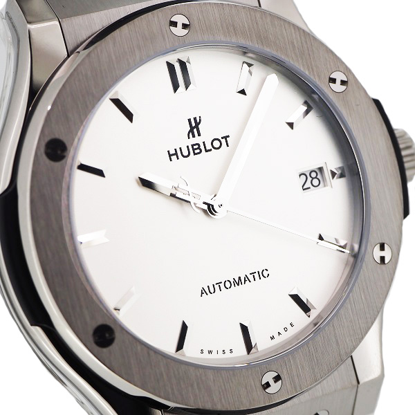 HUBLOT　クラシックフュージョン　542.NX.2611.LR　42mm