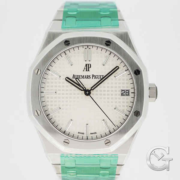 AUDEMAS PIGUET　ロイヤルオーク　15500ST.OO.1220ST.04