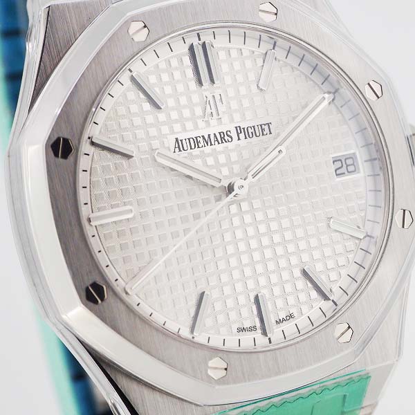 AUDEMAS PIGUET　ロイヤルオーク　15500ST.OO.1220ST.04