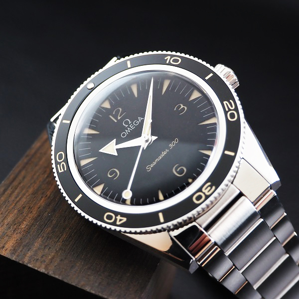 OMEGA　シーマスター300　コーアクシャルマスタークロノメーター　234.30.41.21.01.001