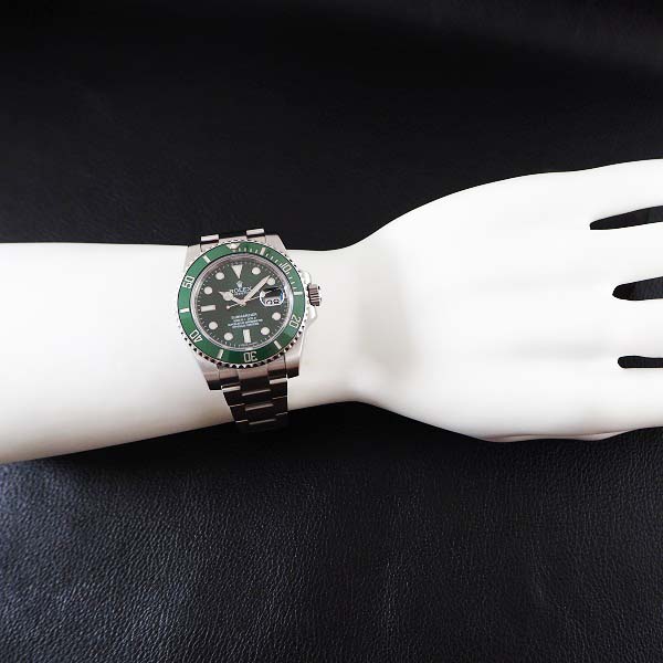 ROLEX　サブマリーナーデイト　116610LV