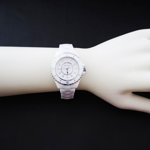 CHANEL  J12　H5704　33mm