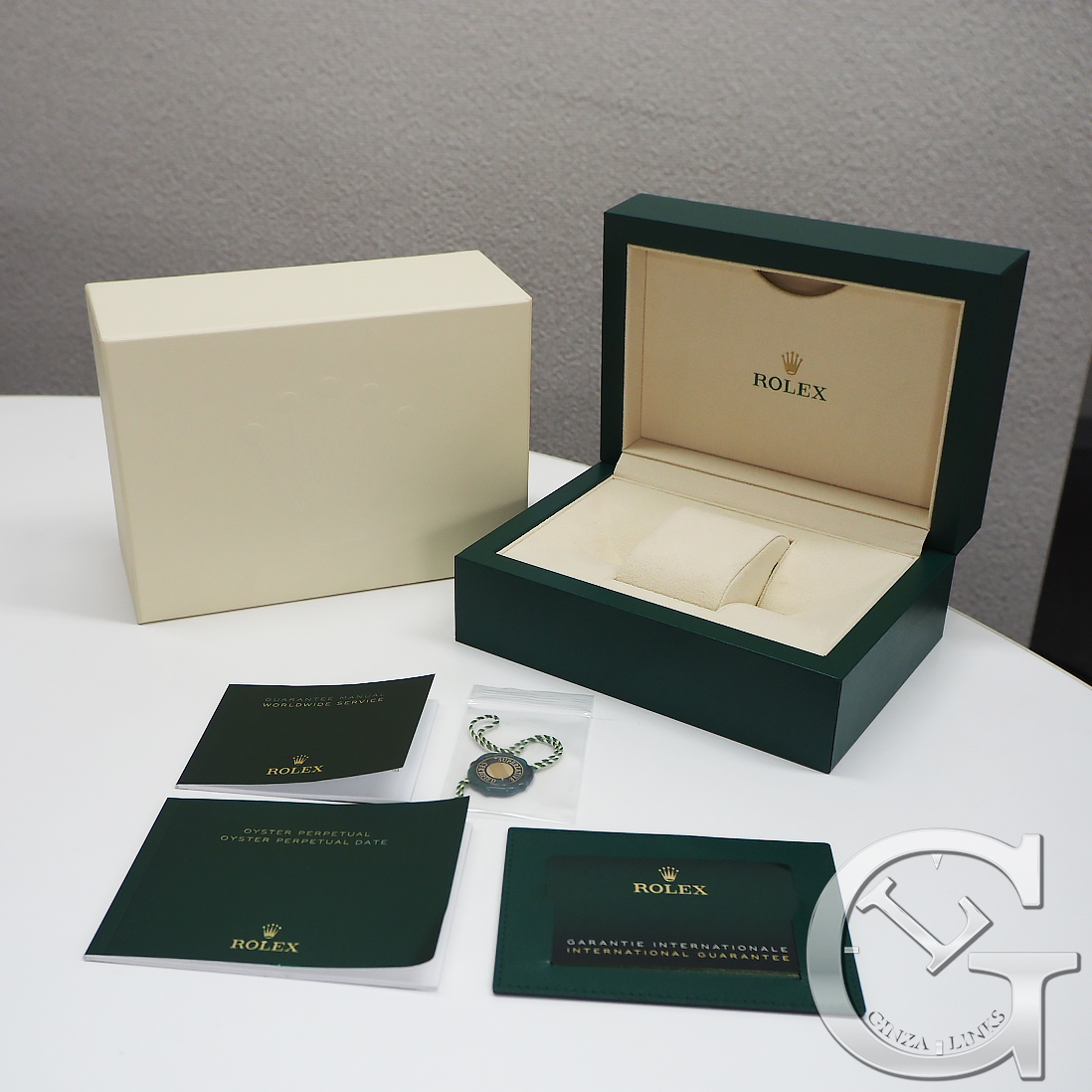 ROLEX　オイスターパーペチュアル41　ref.124300