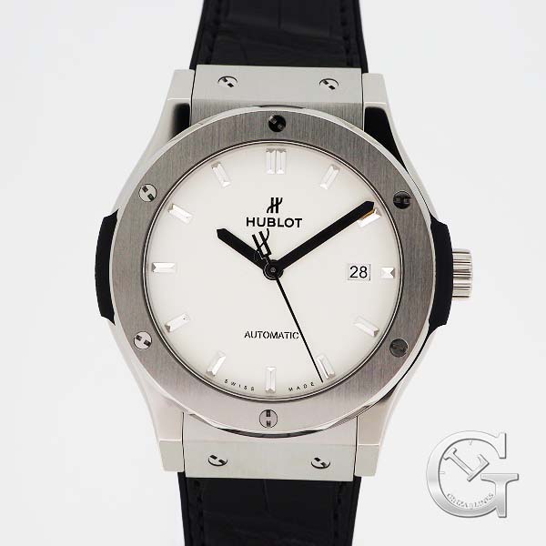 HUBLOT　クラシックフュージョン　542.NX.2611.LR　42mm