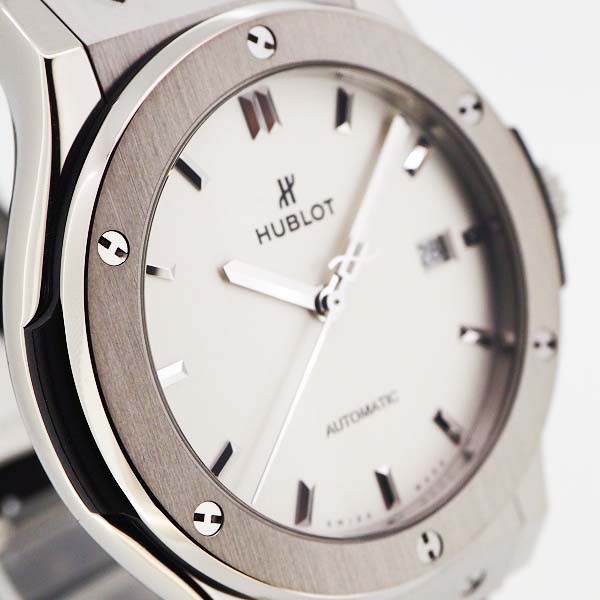 HUBLOT　クラシックフュージョン　542.NX.2611.LR　42mm