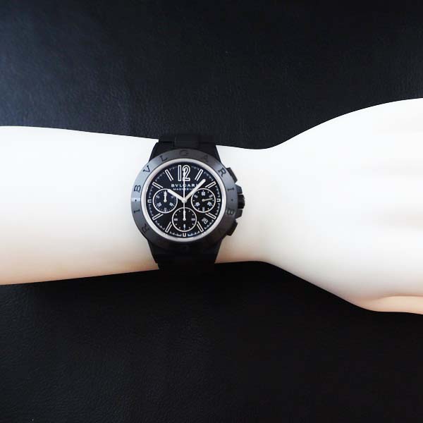BVLGARI　ディアゴノ　ウルトラネロ　クロノグラフ 42㎜　DG42BBSCVDCH/2