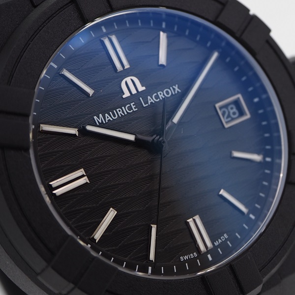 MAURICE LACROIX　アイコン　タイド　40㎜　AI2008-00000-300-0