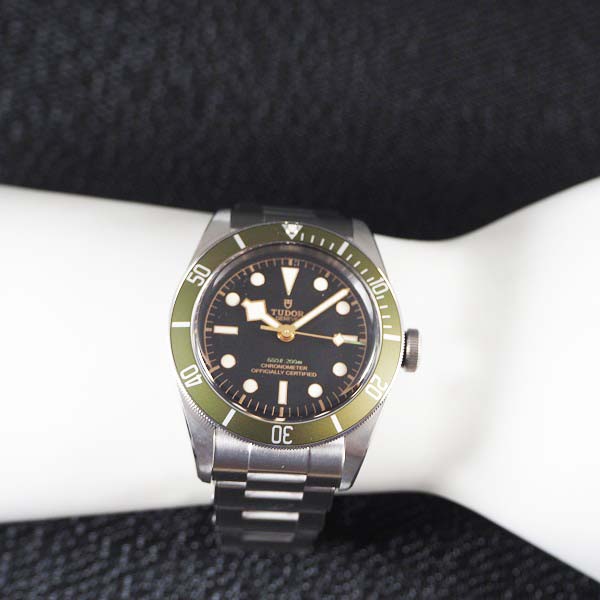 TUDOR　BLACK BAY　79230G　ハロッズ限定