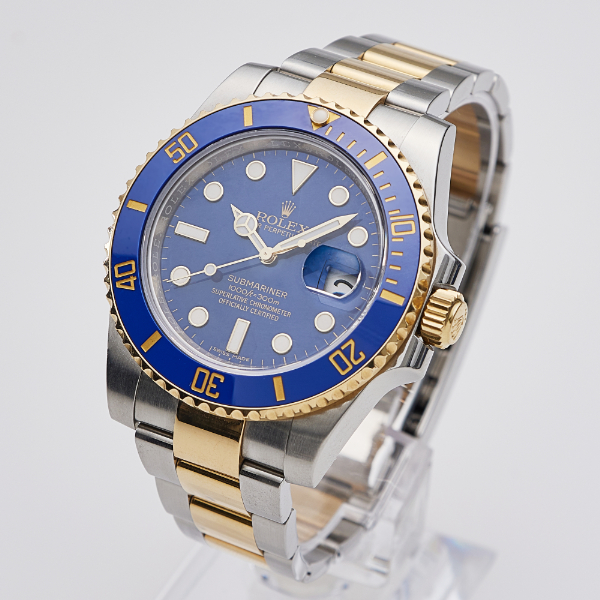 ROLEX　サブマリーナ—デイト　ref.116613LB