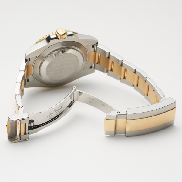 ROLEX　サブマリーナ—デイト　ref.116613LB