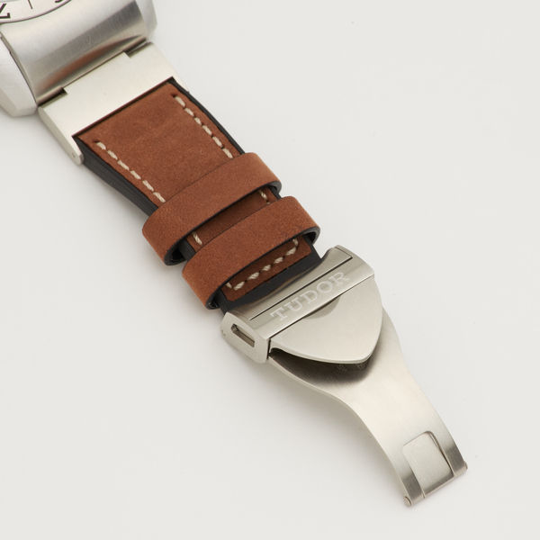 TUDOR　BLACK BAY　P01  70150