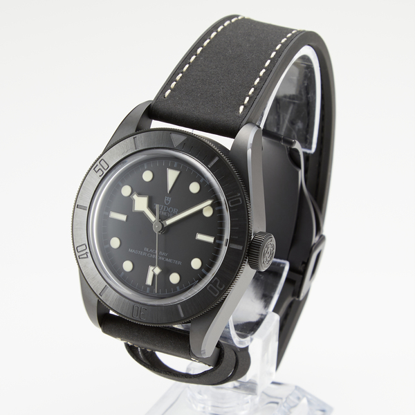 TUDOR　BLACK BAY　セラミック　79210CNU