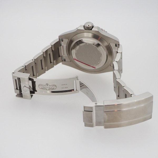 ROLEX　サブマリーナーデイト　126610LV