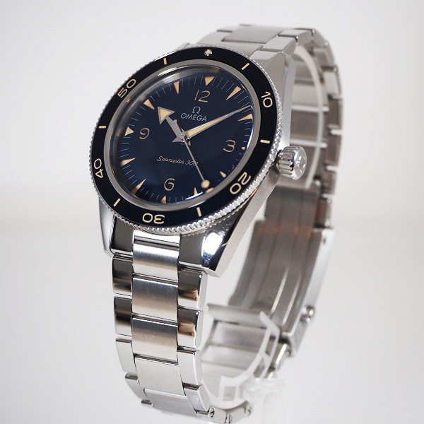 OMEGA　シーマスター300　コーアクシャルマスタークロノメーター　234.30.41.21.03.001